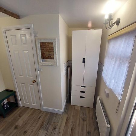 Salisbury Guest House - Free Parking Йорк Экстерьер фото