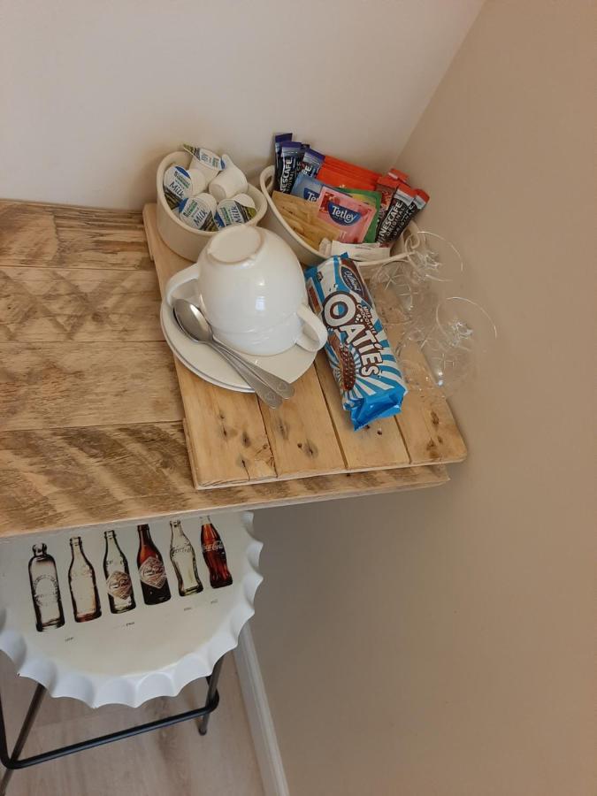 Salisbury Guest House - Free Parking Йорк Экстерьер фото
