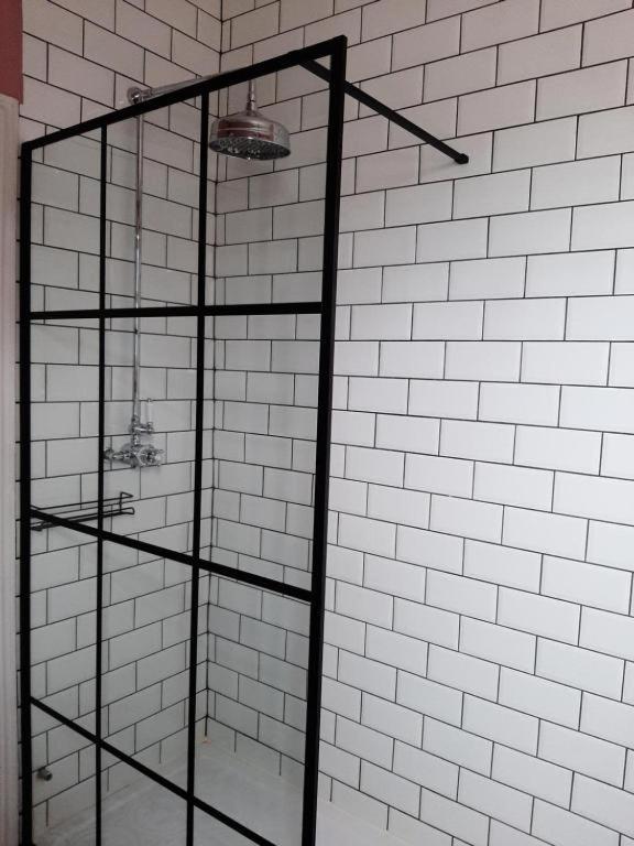 Salisbury Guest House - Free Parking Йорк Экстерьер фото
