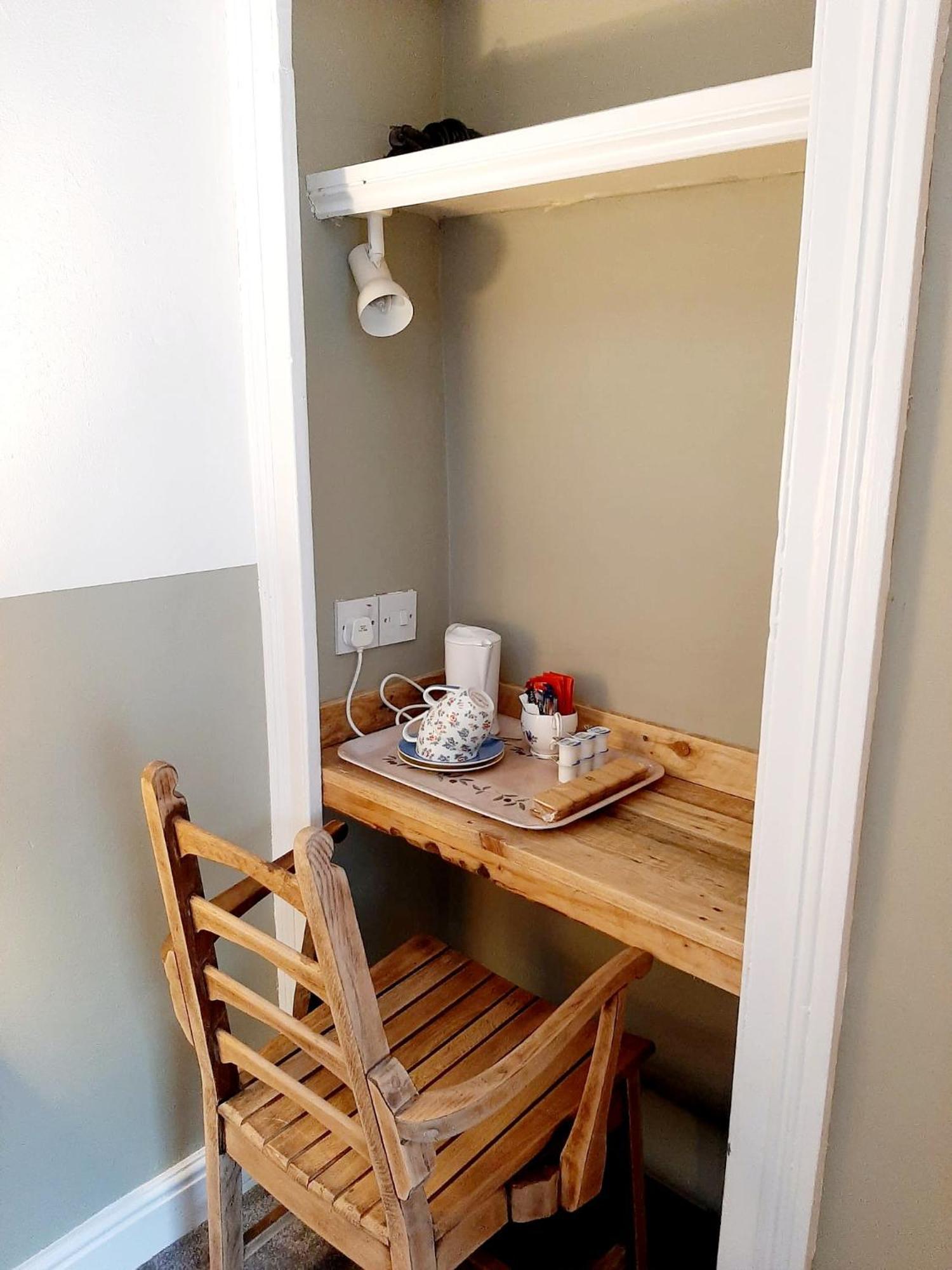 Salisbury Guest House - Free Parking Йорк Экстерьер фото